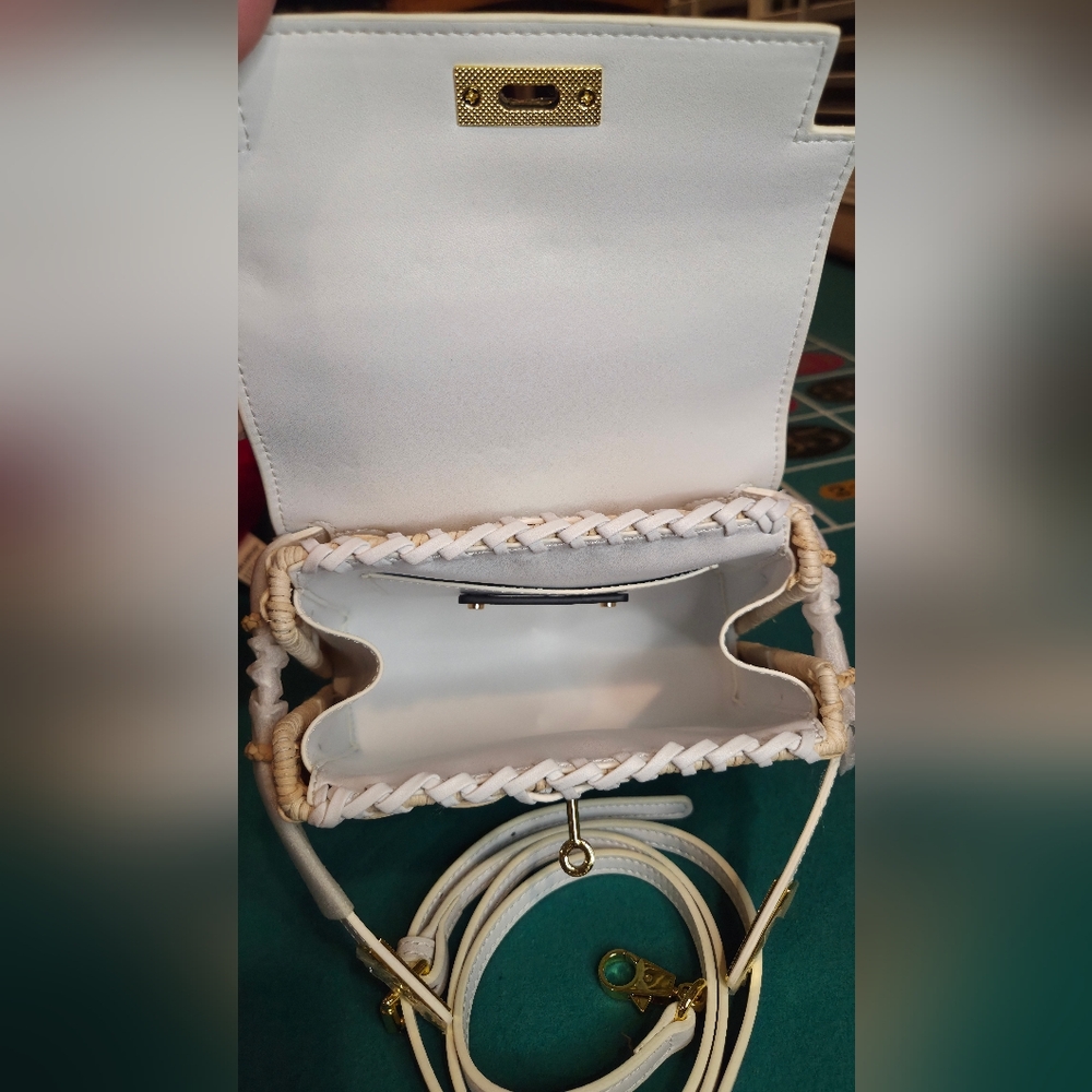 Vera Pelle Top Handle Bamboo Satchel - Picture 5 of 6